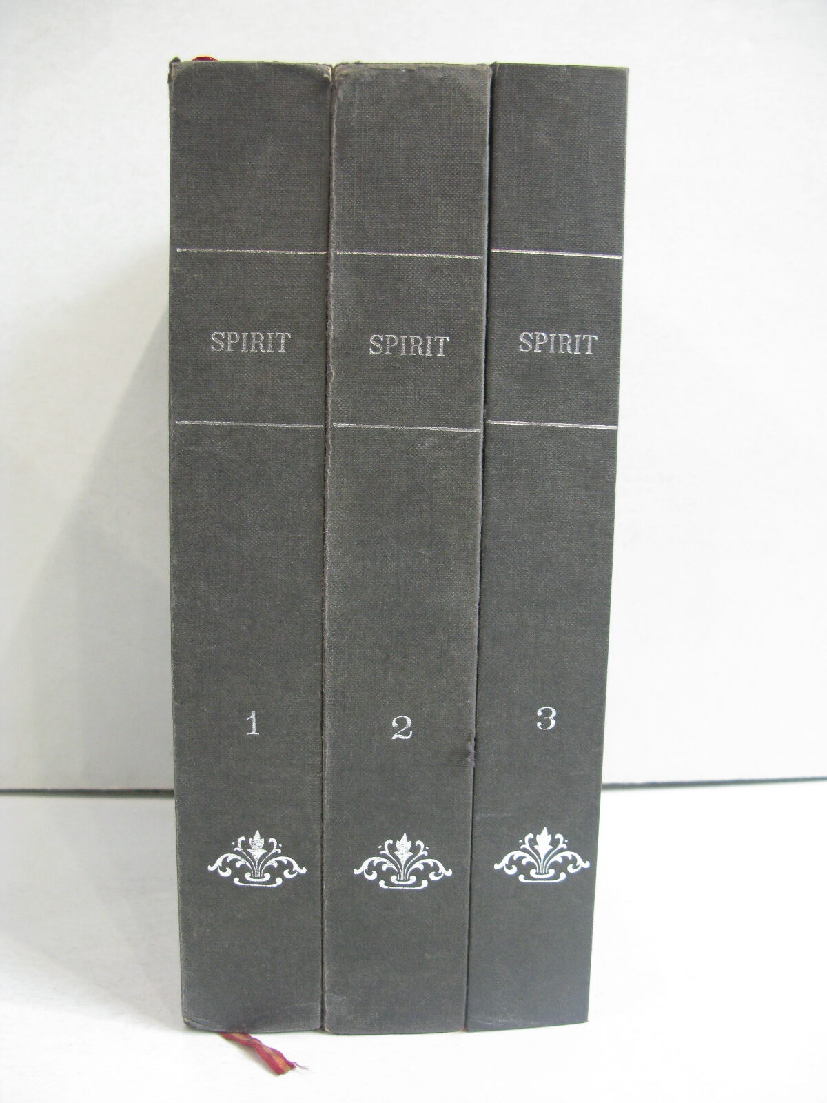 TRES TOMOS CON LA COLECCIÓN COMPLETA DE SPIRIT